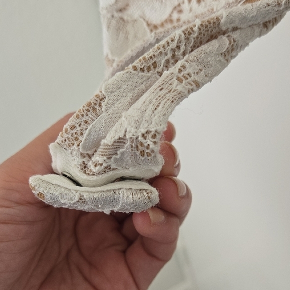 Lulu's Cream Lace Bodysuit - Picture 7 of 10